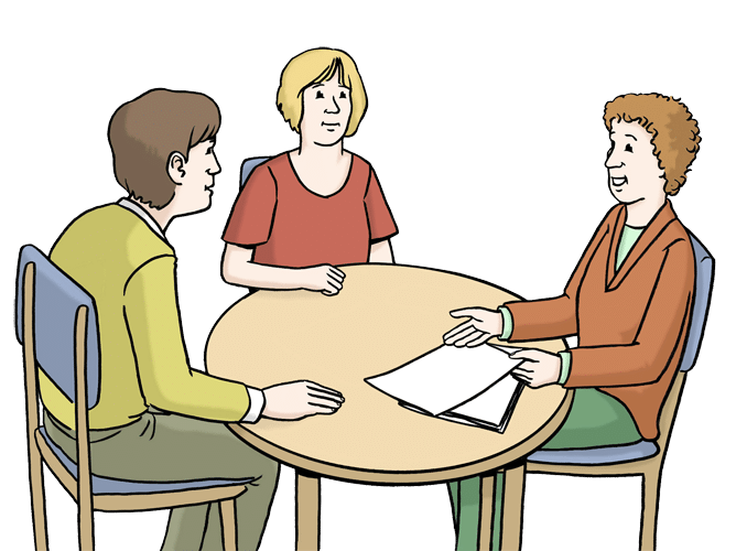 Illustration mit drei Personen, die an einem runden Tisch sitzen. Links sitzt ein Mann mit mittelbraunen, kurzen Haaren. Er trägt einen gelbgrünen Pullover und eine olivgrüne Hose. In der Mitte sitzt eine Frau mit kurzen blonden Haaren. Sie trägt ein dunkelrotes T-Shirt. Rechts sitze eine Person mit kurzen, lockigen, rotbraunen Haaren. Sie hat vor sich mehrere Blätter Papier liegen und trägt ein rostfarbenes Oberteil und eine grüne Hose.