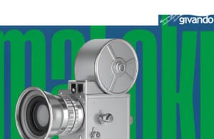 Jugendfilmfestival KlimaFokus 2025, grüne Schrift auf blauem Grund, silberne Kamera, ivando Logo mit stilisiertem Filmstreifen
